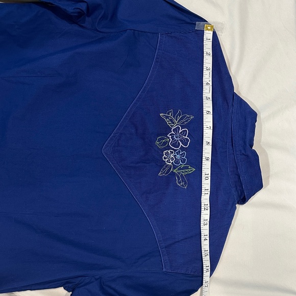 Western Floral Embroidered Country Button-Down Shirt in Blue-  Cowgirl- NWT - Picture 7 of 13